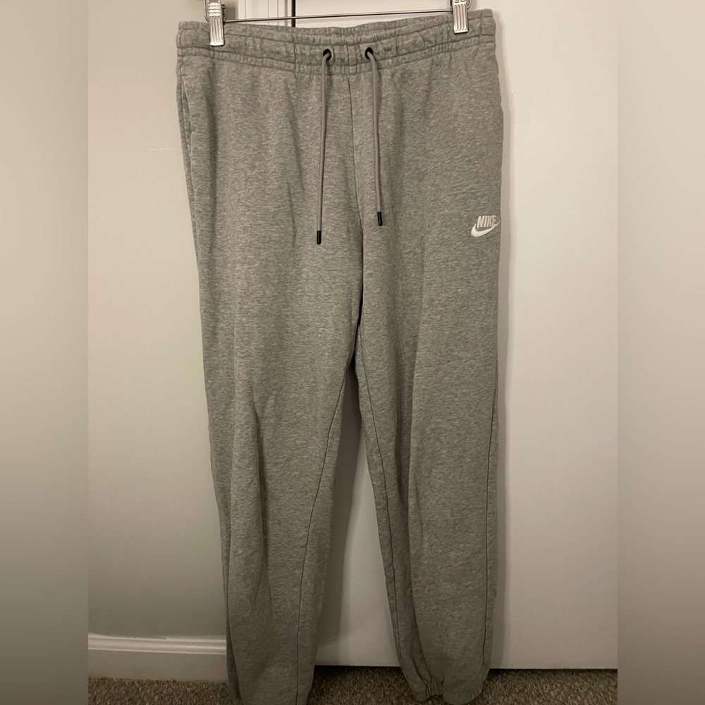 Women’s Gray Nike Sweatpants